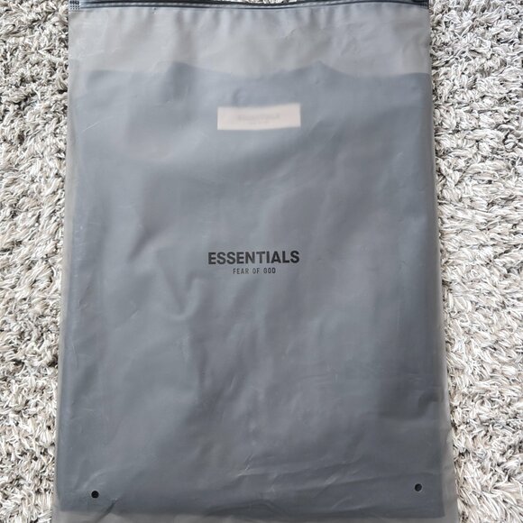 Essentials Fear of God Tee  - Black Shirts - Picture 6 of 8